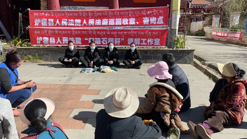 法庭工作暖人心 巡回收案到家门